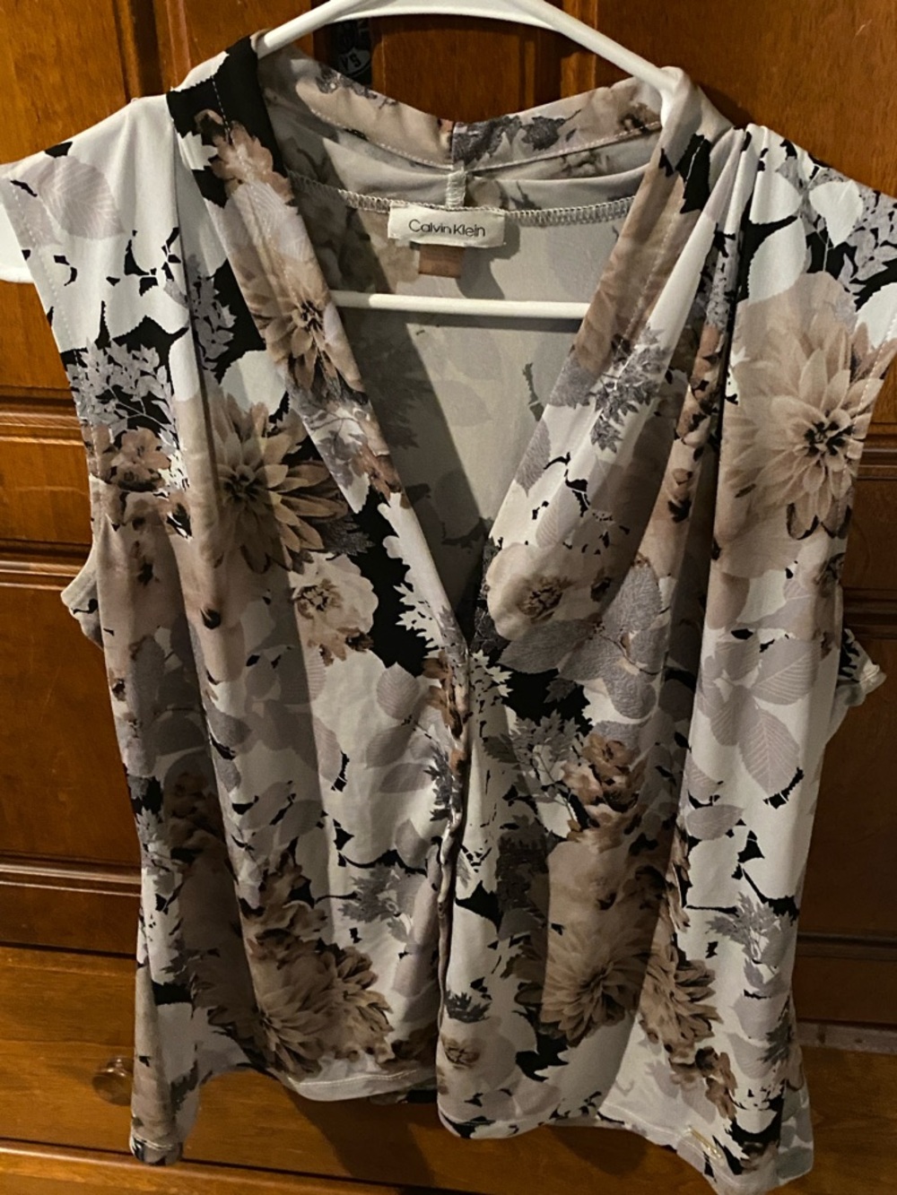 Calvin Klein Sleeveless V-Neck Floral Blouse in Beige, Black, White